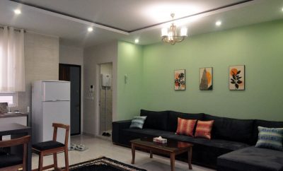 آپارتمان شیک مناسب 4 نفر بلوار فردوس غرب (ارم)